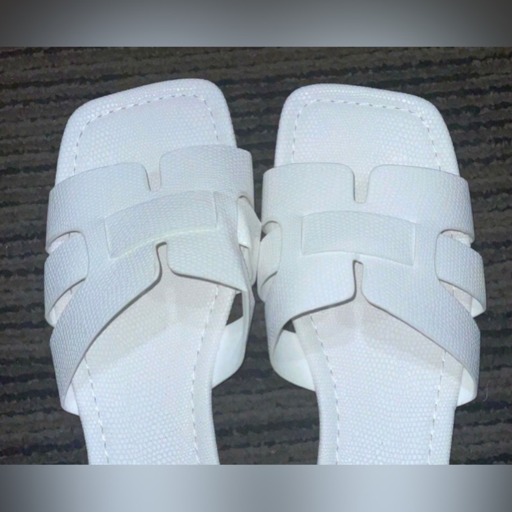 NWOT Sandals - Picture 2 of 9
